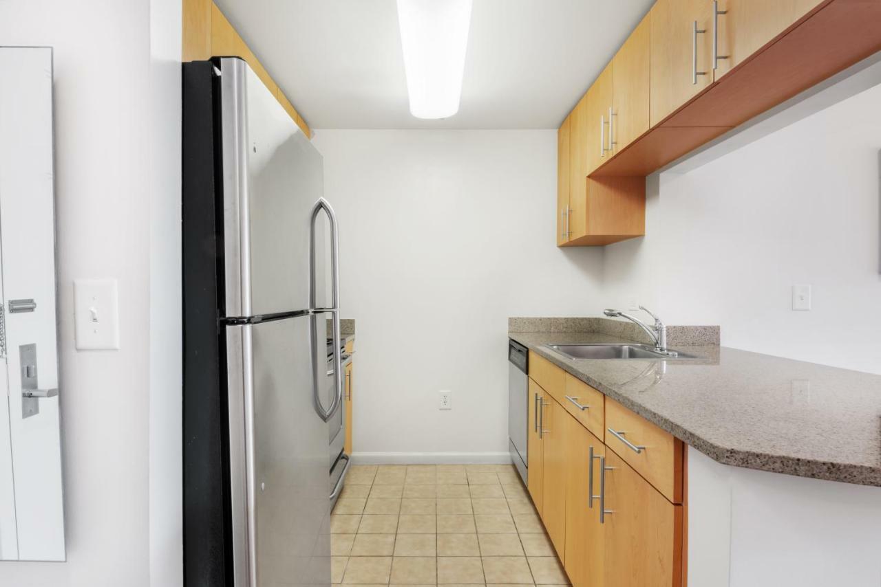 Furnished Quarters At Grove Pointe Leilighet Jersey City Eksteriør bilde